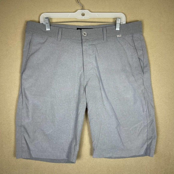 Travis Mathew Shorts Adult 36 Gray Golf Golfing Preppy‎ Pockets Rugby Mens - Picture 1 of 9